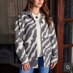 Karen Kane Womens Zebra Print Brushed Wool Blend Shacket Size M Grey White Chic